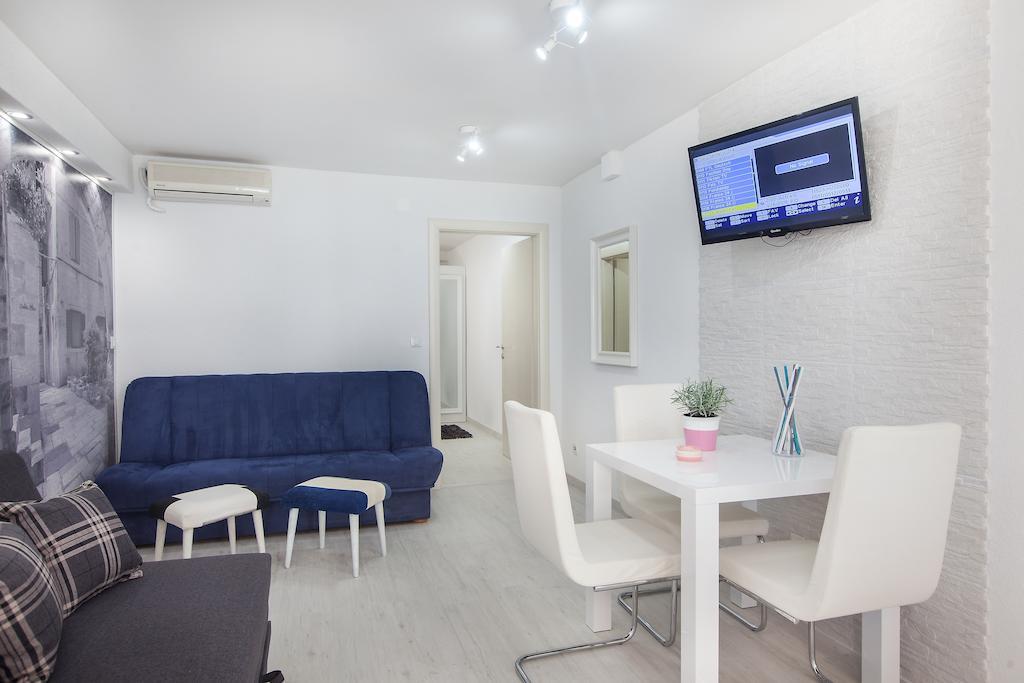 Apartments Orka Promajna Chambre photo