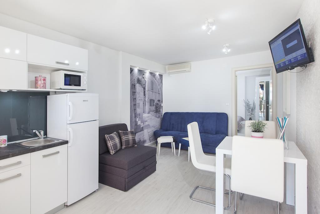 Apartments Orka Promajna Chambre photo