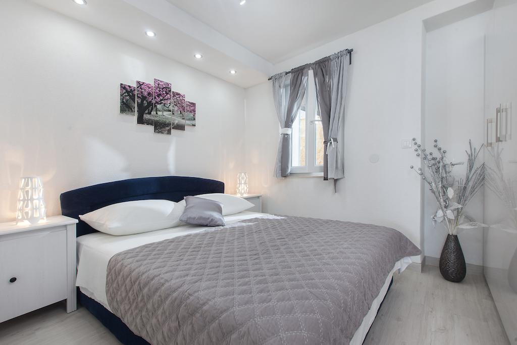 Apartments Orka Promajna Chambre photo
